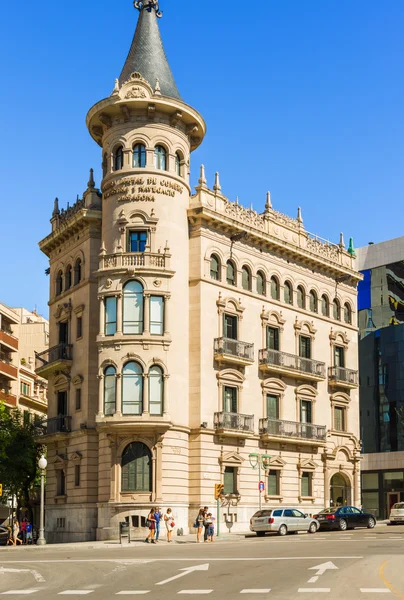 Edifício de escritórios antigos em Terragona, Espanha — Fotografia de Stock