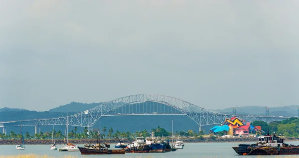 Ponte das Américas na cidade do Panamá . — Fotografia de Stock