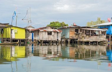 almirante, suda doğum evler panama