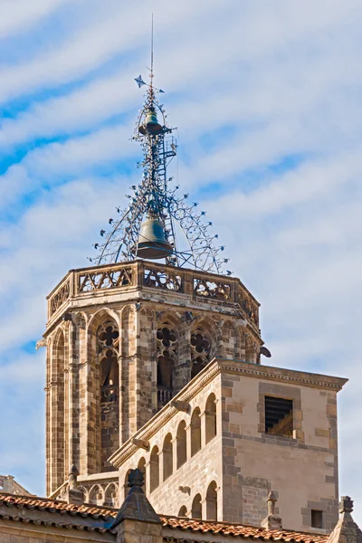 Detalles de la iglesia catedral en Barcelona, España — Foto de Stock