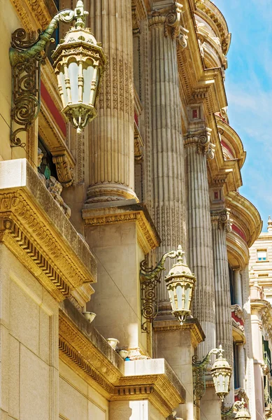 Farolas en Barcelona, España —  Fotos de Stock