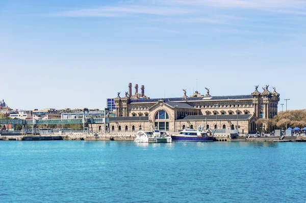 Bâtiment historique à Port Vell à Barcelone, Espagne . — Photo