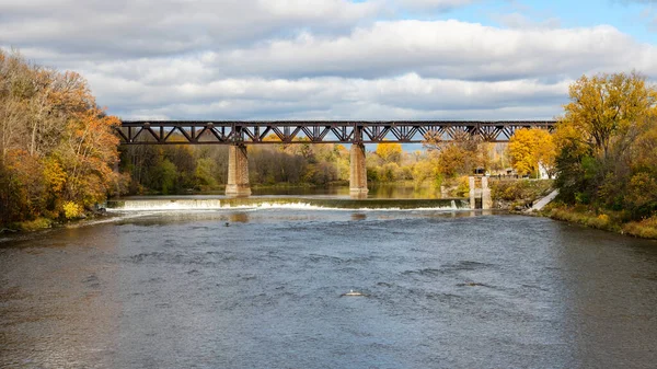 Vista Para Ponte Ferroviária Outro Lado Grand River Paris Ontário — Fotografia de Stock