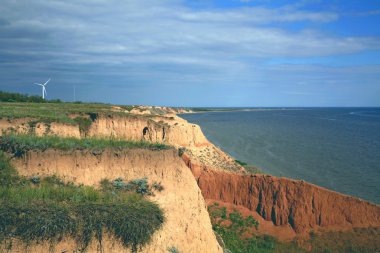 Sarp Nehri kıyısında