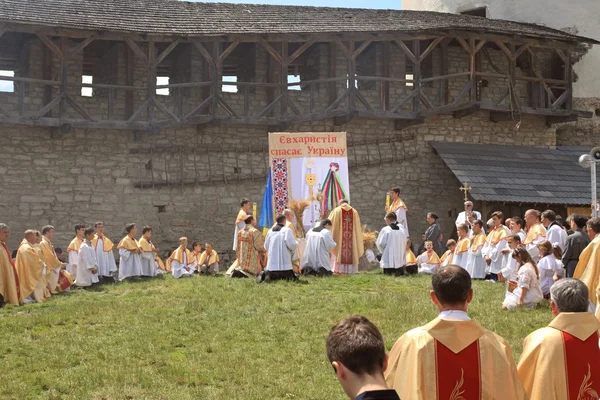 peter ve paul kamenetz-podolsk Kalesi'nde, Ukrayna katedralin Glick'ten 25 yıldönümü kutlama