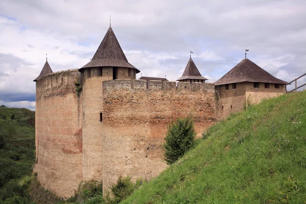 Hotinskaya Fortress X-XVIII centuries, located in Hawtin, Ukraine. One of the Seven Wonders of Ukraine. — Stock Photo, Image