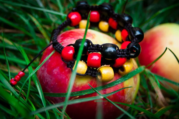 Bracelet with beads — Stock Photo, Image