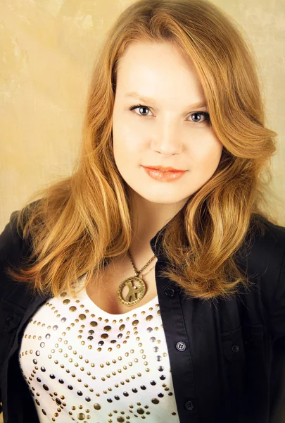 Portrait of ginger young woman — Stock Photo, Image