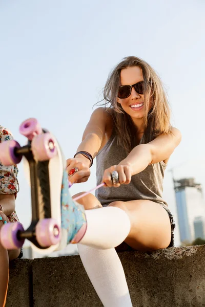 Woman with roller skates — Stock Photo, Image