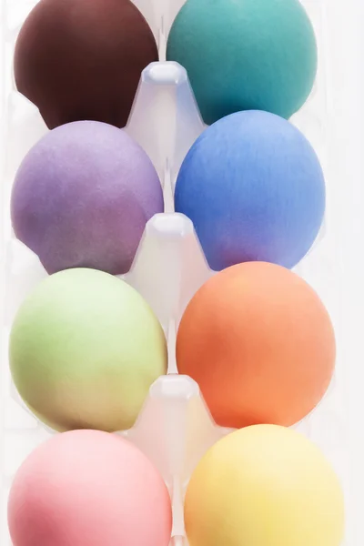Huevos de color para pascua de vacaciones — Foto de Stock