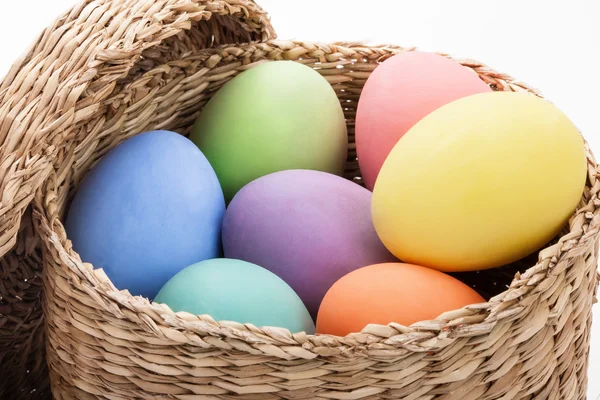 Uova di colore per Pasqua di vacanza — Foto Stock