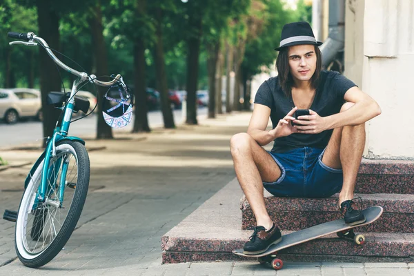 Mladý americký skateboardista — Stock fotografie