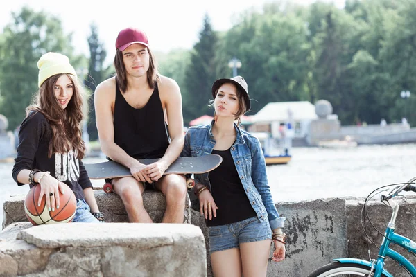 Group of young teenage — Stock Photo, Image