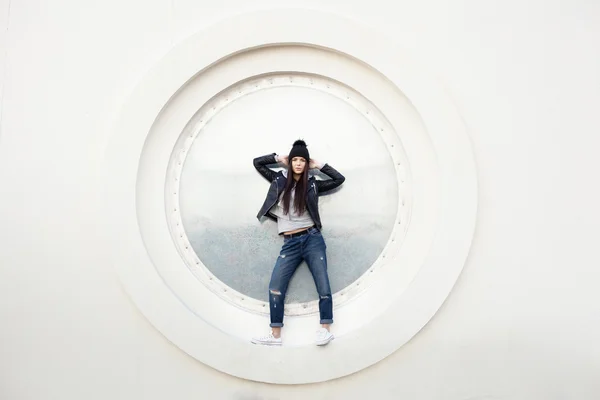 Portrait of a beautiful girl hipster — Stock Photo, Image