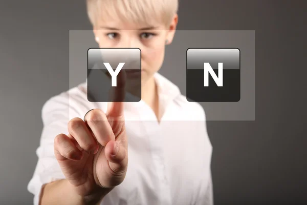 Opties Ja geen concept - zakenvrouw scherm aan te raken — Stockfoto