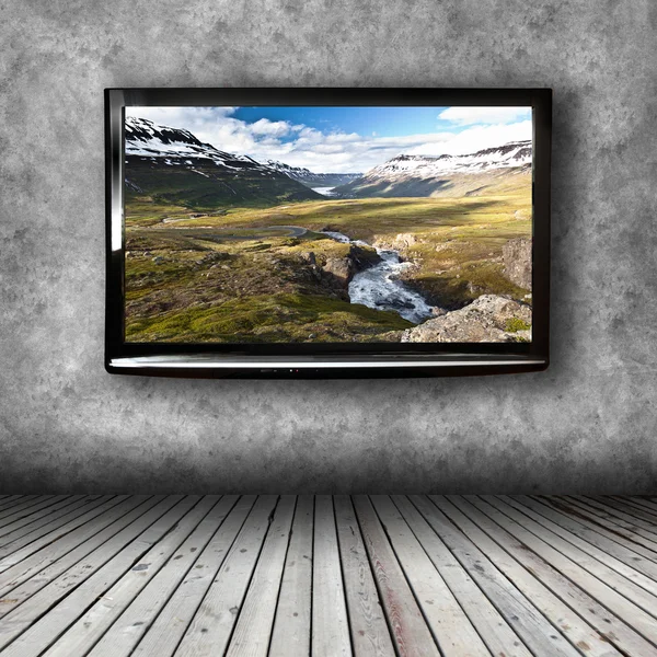 TV plasma sur le mur de la chambre — Photo