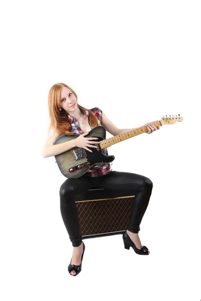 Menina bonito com guitarra elétrica isolada — Fotografia de Stock