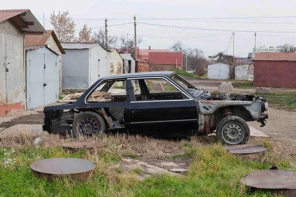 Demonterad Bil Parkerad Gatan — Stockfoto