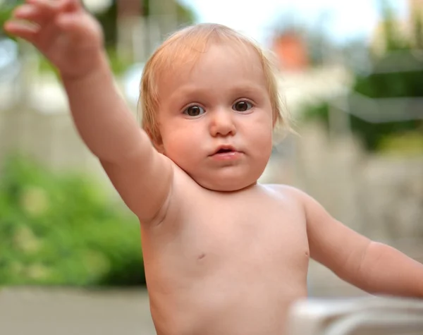 Portrait extérieur de bébé — Photo