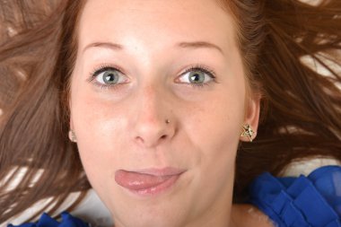 Kendinden emin kadın.