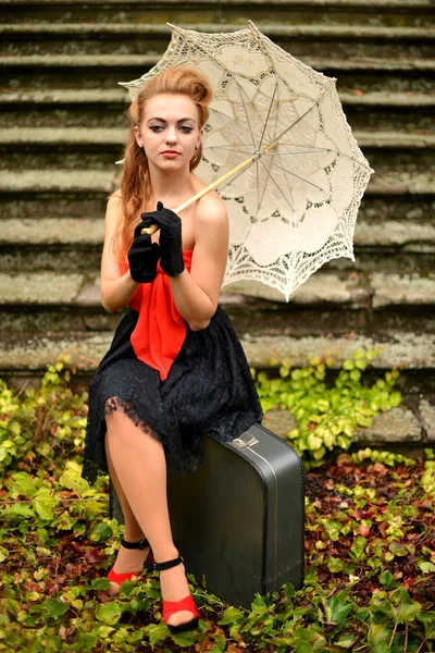 Beautiful woman retro portrait — Stock Photo, Image