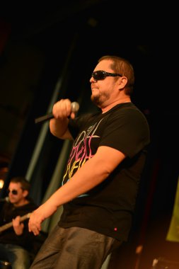 desmod Slovakça pop grubu konserinde gerçekleştirir