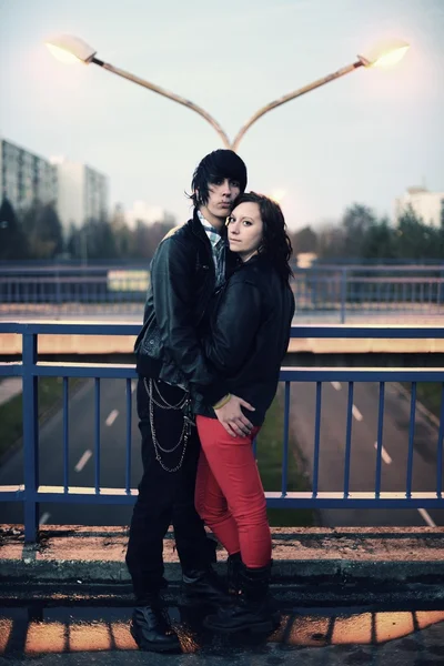 Outdoor portrait of a punk couple — Stock Photo, Image