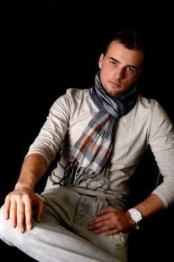 Genç adam portresi