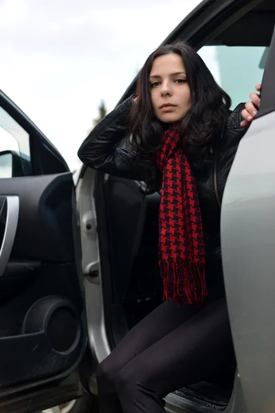 Femme sexy et voiture — Photo