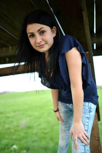 Young woman and nature — Stock Photo, Image