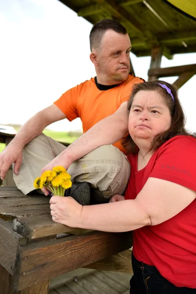 Síndrome de Down amor pareja —  Fotos de Stock