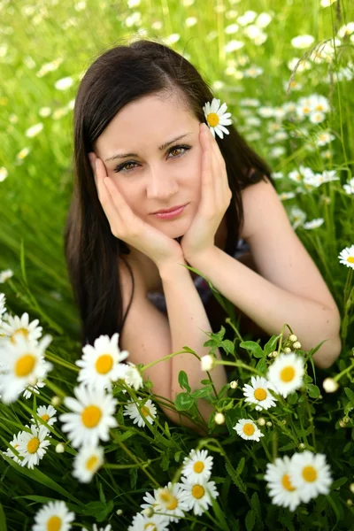 Frühlingsfrau — Stockfoto