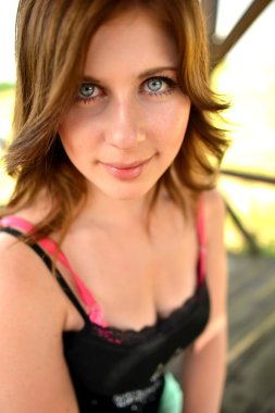 Güzel genç bayan..