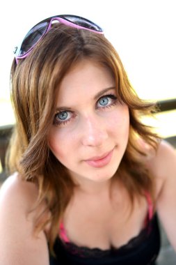 Güzel genç bayan..