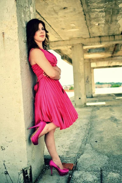 Sexy lady in pink dress — Stock Photo, Image