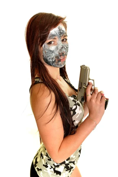 Giovane donna con pistola — Foto Stock