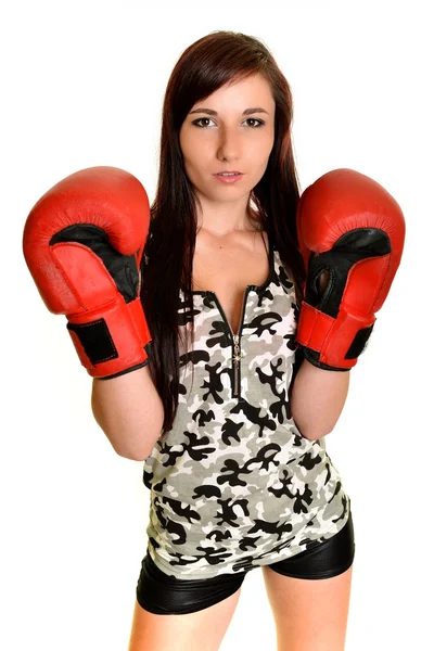 Mujer joven con guante de boxeo — Foto de Stock