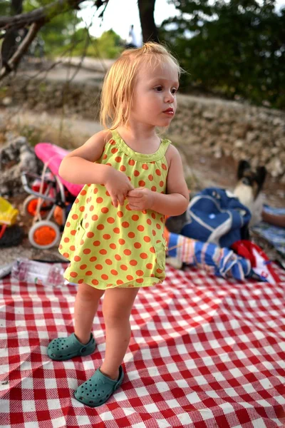 Cute baby girl outdoors — Stock Photo, Image