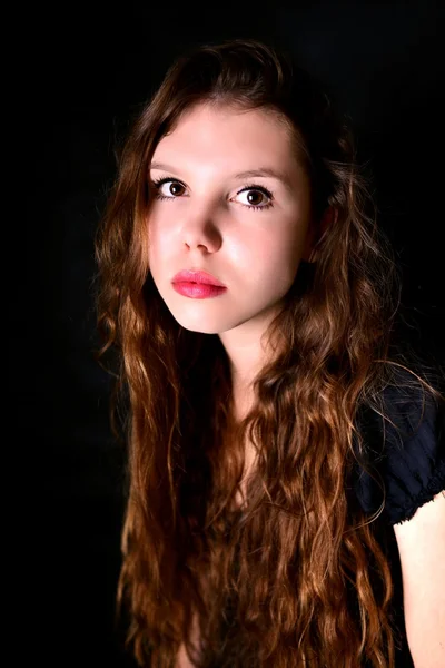 Mujer con el pelo largo —  Fotos de Stock