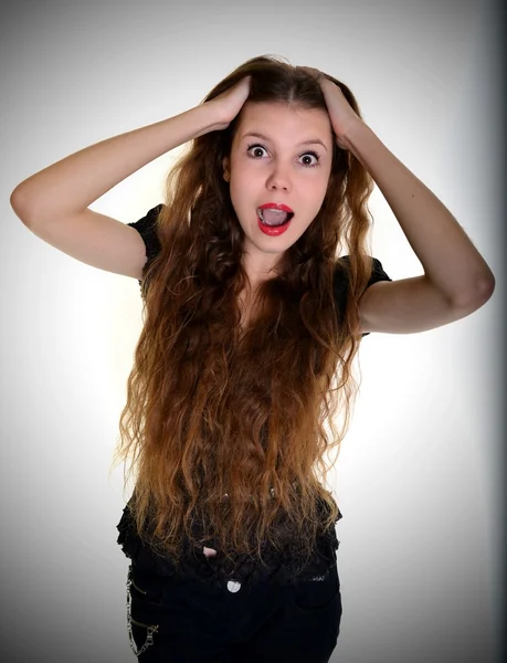 Vrouw met lang haar — Stockfoto