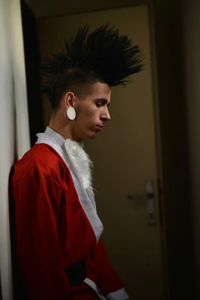 Babbo Natale cattivo in stile punk — Foto Stock