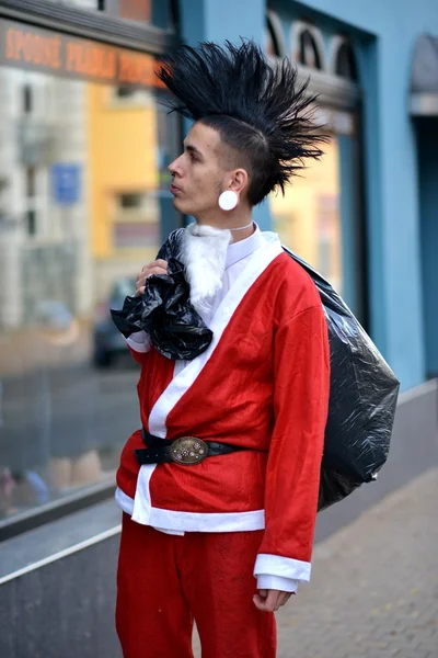 Mau Papai Noel em Estilo Punk — Fotografia de Stock