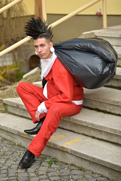 Mau Papai Noel em Estilo Punk — Fotografia de Stock