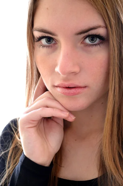 Portrait de jeune femme souriante belle — Photo