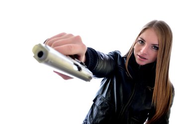 Silahlı bir kadın.