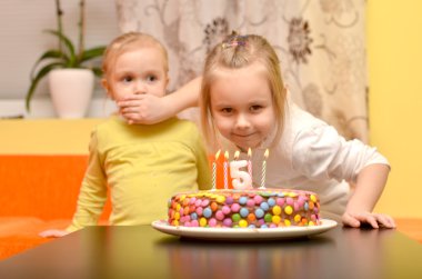 küçük kız yapma arzusu