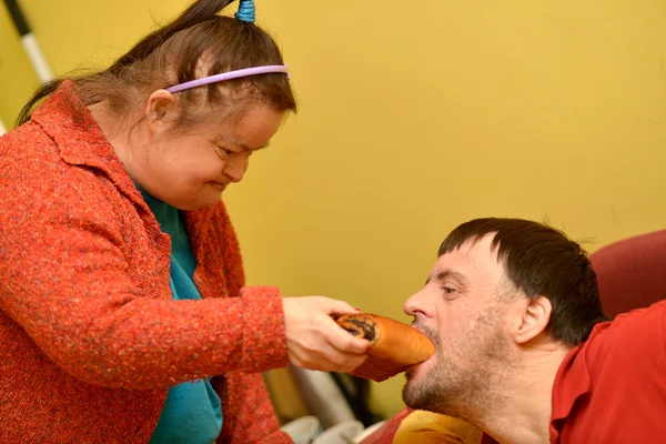 Love couple with down syndrome — Stock Photo, Image