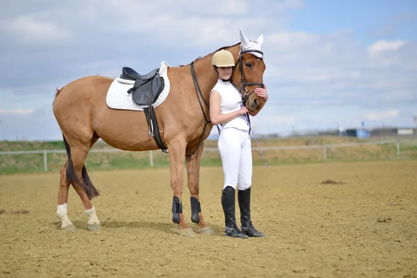 Vrouw rider op de horse show — Stockfoto