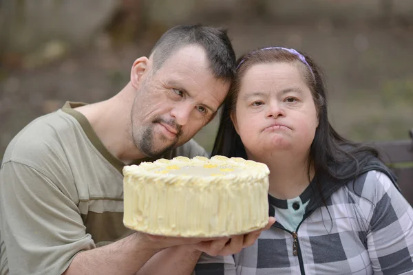 Пара з тортами на день народження — стокове фото