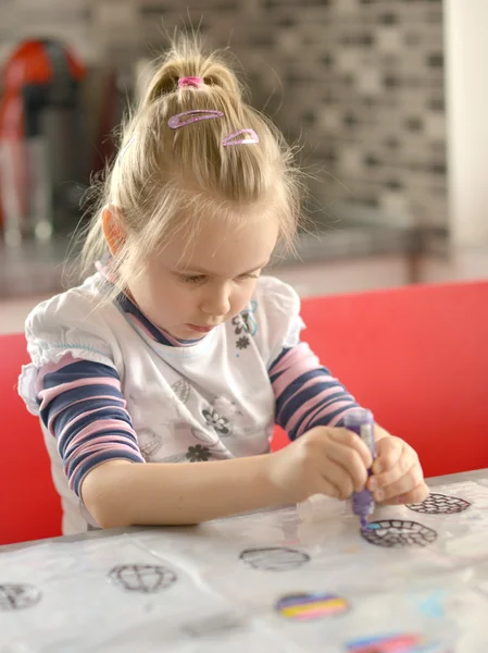 Child girl drawing — Stock Photo, Image